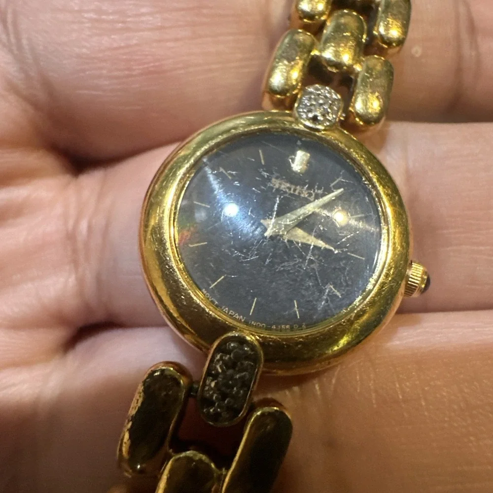 Working VTG Seiko Women's Watch 1N00-1099 20mm‎ Gold Tone Fit 7in - Broken Hook